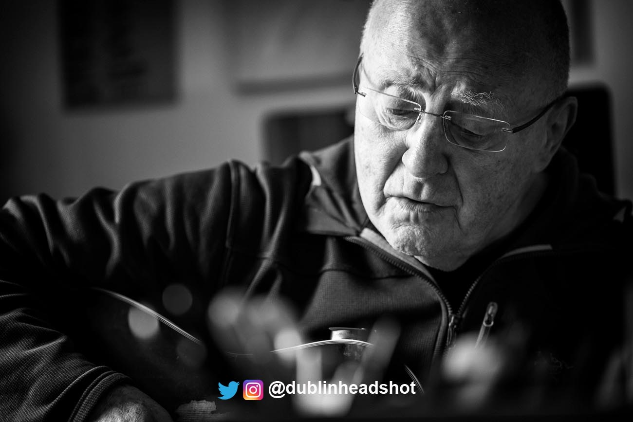 Christy Moore_Magic-Nights_photography_Christy at home